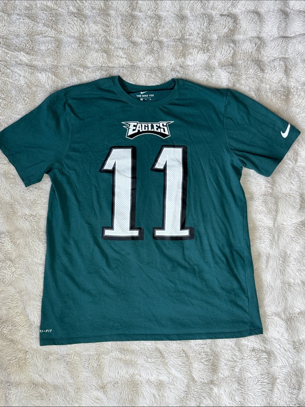 Nike DRI - FIT Philadelphia Eagles Wentz # 11 T-Shirt Size XL